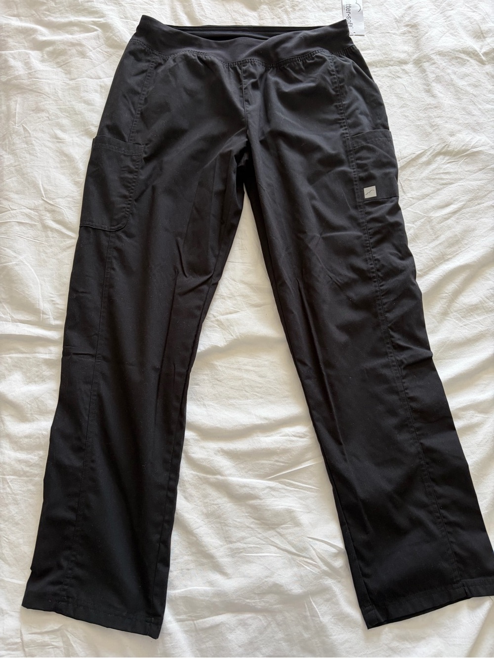 Butter-Soft Women’s Black V-Neck Scrubs Top and Pants Set Small/Medium NWT - Picture 7 of 16